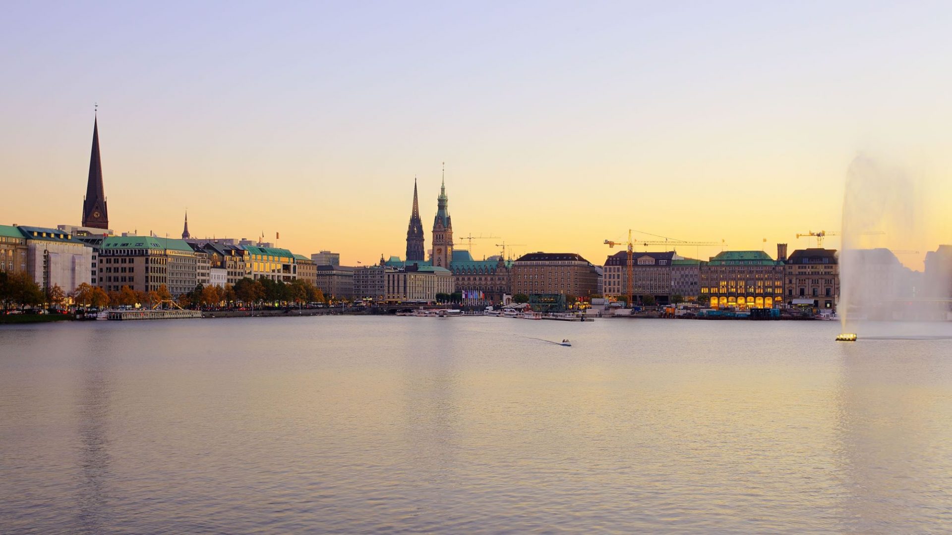 17 Best Things to Do in Hamburg - Endless Travel Destinations