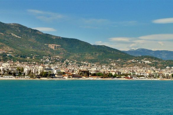 8 Best Places for Shopping in Alanya - Endless Travel Destinations