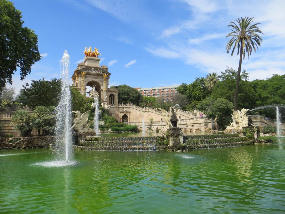 Top 10 Best Things to Do in Barcelona - Parc de la Ciutadella - Endless Travel Destinations