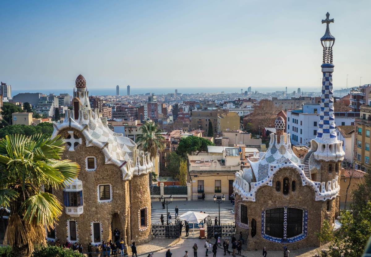 Top 10 Best Things to Do in Barcelona - Park Guell - Endless Travel Destinations
