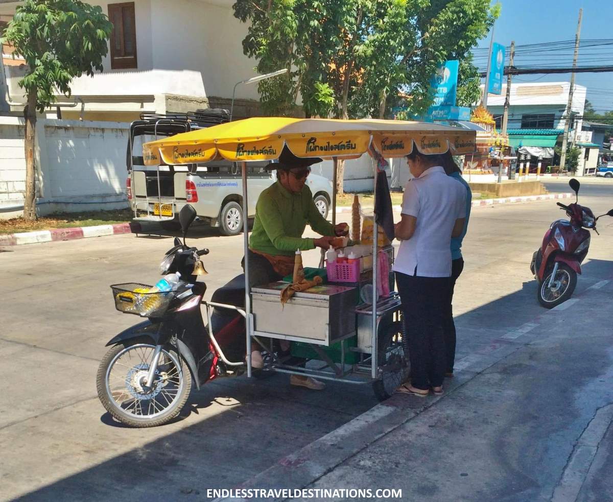 Top 20 Things to Do in Hua Hin - Street Stalls - Endless Travel Destinations