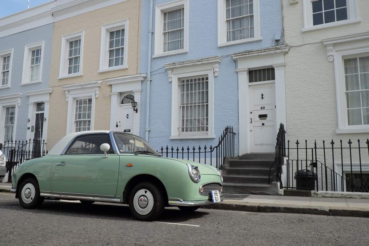 London Bucket List; 60+ Best Things to Do in London - Notting Hill - Endless Travel Destinations