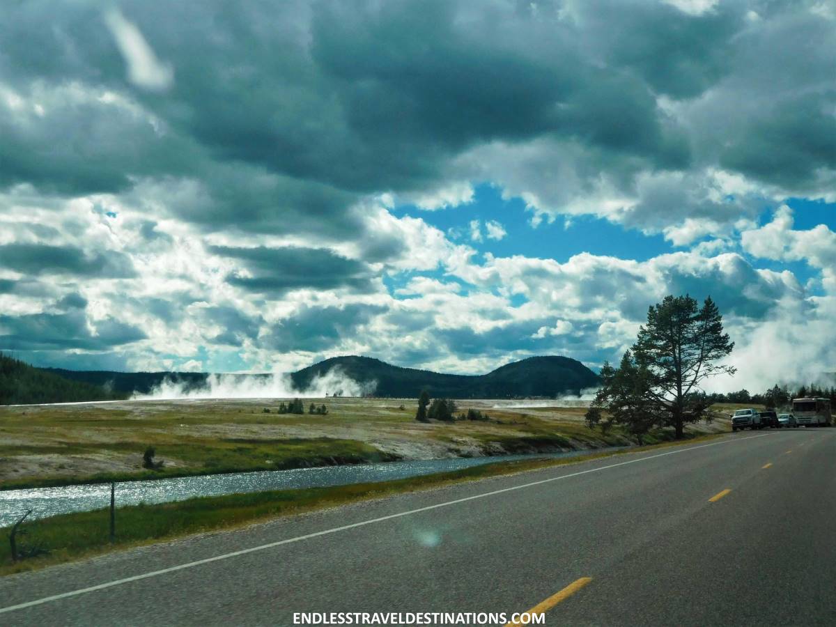 Getting around Yellowstone National Park - Endless Travel Destinations