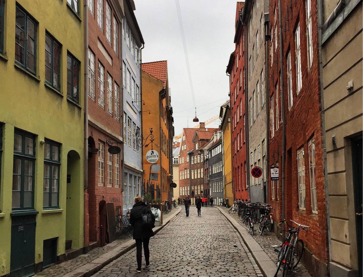 Top 20 Amazing Free Things to Do in Copenhagen - Magstræde - Endless Travel Destinations