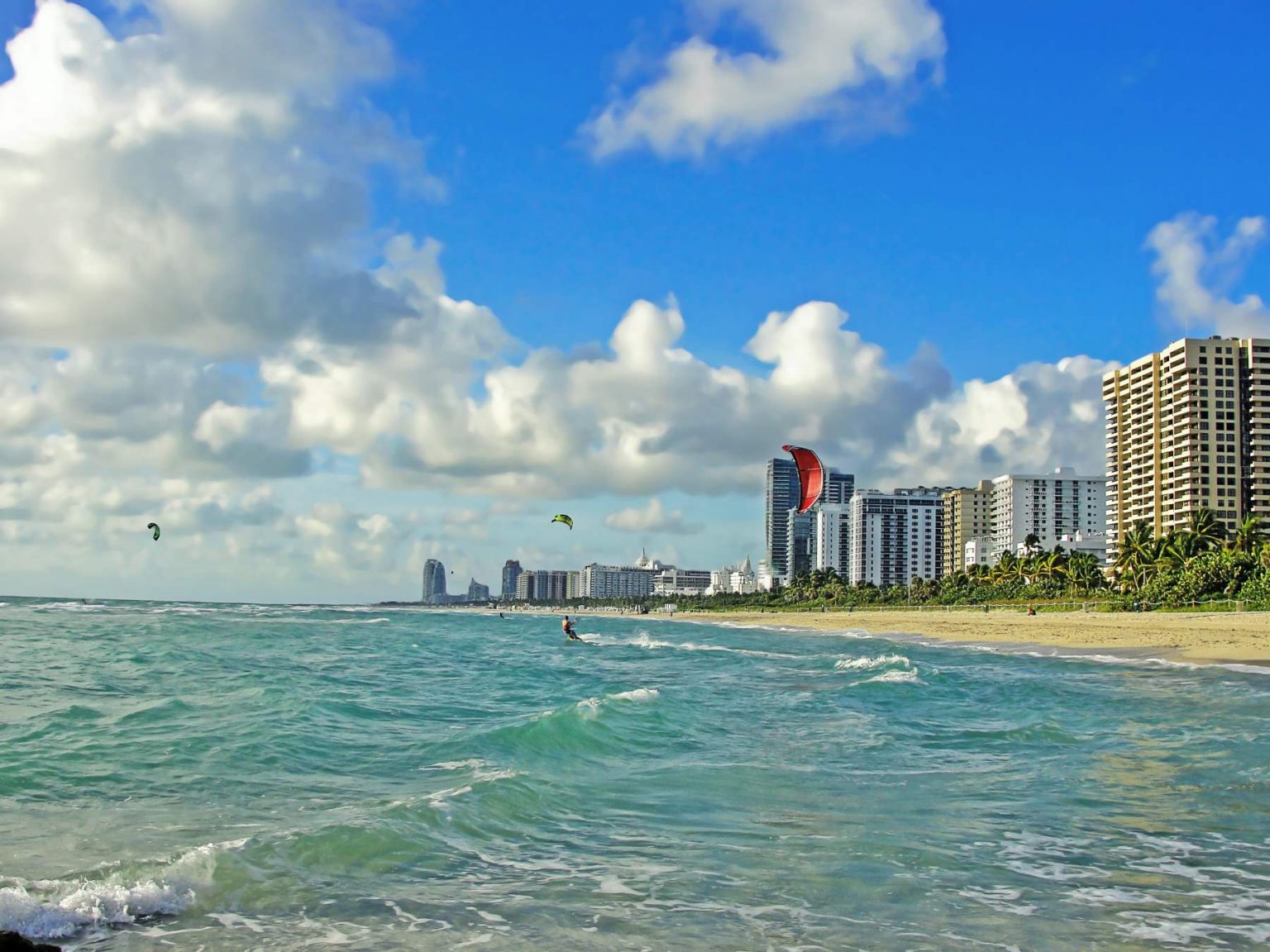 Where to Stay in Miami: Neighborhood Guide - Endless Travel Destinations